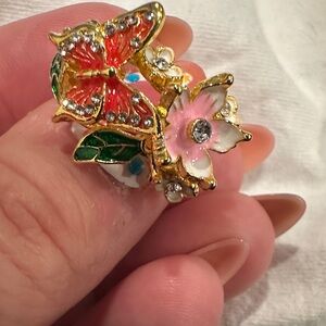 Elegant Gold and Red Butterfly Ring